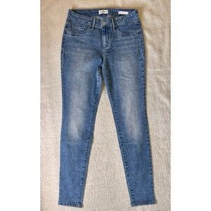 Jessica Simpson Super Skinny Jeans Size 28 Light Medium Wash